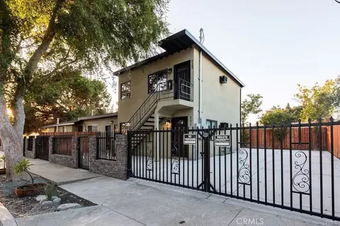 4401 La Clede Ave, Los Angeles, CA 90039