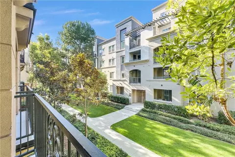 3212 Watermarke Pl, Irvine, CA 92612