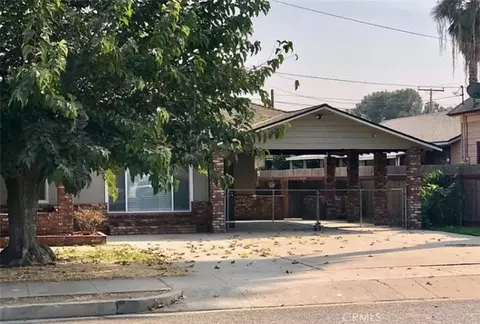 704 N N Gdn, Visalia, CA 93291
