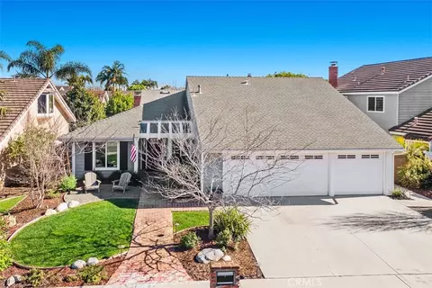 17552 Putney, Huntington Beach, CA 92649