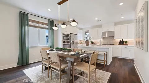 27461 N Limber Pine Pl, Valencia, CA 91381
