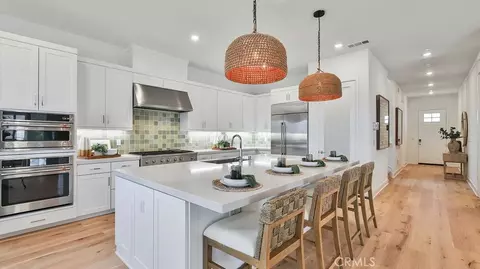 24358 Corte Parillada, Valencia, CA 91354