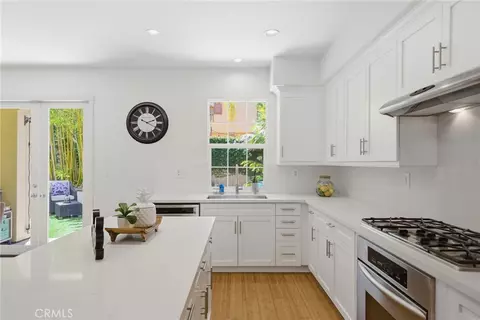 Kitchen - 40 Waterspout, Irvine, CA 92620 photo 5 of 7