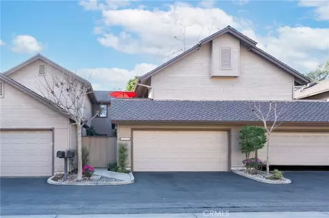 2053 Meadow Vw, Costa Mesa, CA 92627
