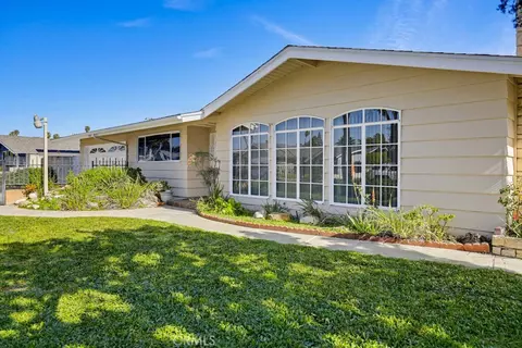 1934 S Robert Ln, Anaheim, CA 92802