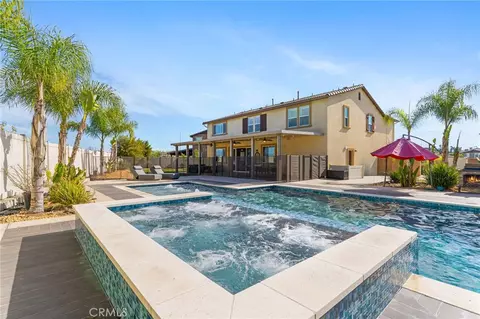 30381 Canyon Point Cir, Menifee, CA 92584