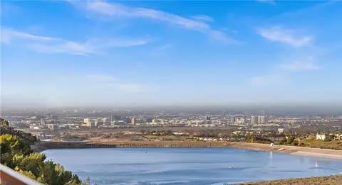 44 Drakes Bay Dr, Corona Del Mar, CA 92625