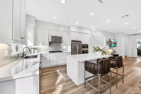 Kitchen - 132 Abacus, Irvine, CA 92618 photo 2 of 5