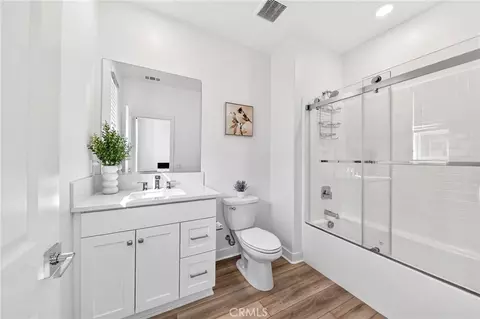Bath - 132 Abacus, Irvine, CA 92618 photo 3 of 6