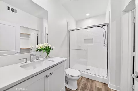 Bath - 132 Abacus, Irvine, CA 92618 photo 6 of 6