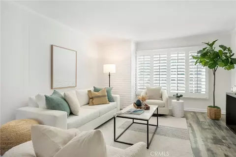Living - 44 59th, Long Beach, CA 90803 photo 1 of 3