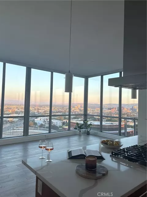 9 Macarthur Pl #2102, Santa Ana, CA 92707