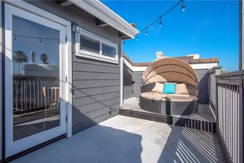Exterior - 16791 Bayview Dr, Huntington Beach, CA 92649 photo 12 of 13