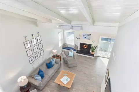 Living - 16791 Bayview Dr, Huntington Beach, CA 92649 photo 10 of 10