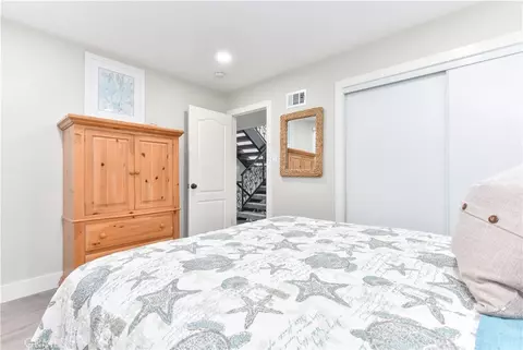 Bedroom - 16791 Bayview Dr, Huntington Beach, CA 92649 photo 4 of 9