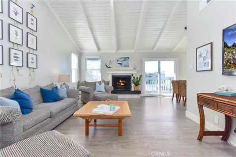 Living - 16791 Bayview Dr, Huntington Beach, CA 92649 photo 1 of 10