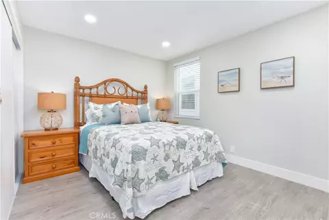 Bedroom - 16791 Bayview Dr, Huntington Beach, CA 92649 photo 5 of 9