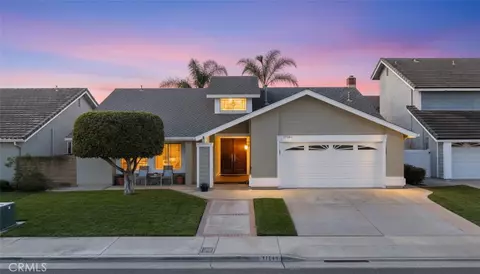 17541 Beckwall, Huntington Beach, CA 92649