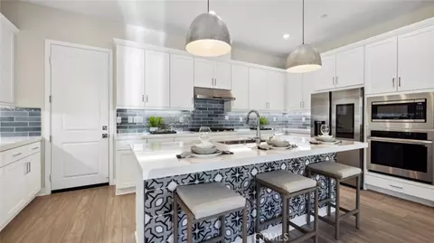 24523 Via La Sombrilla, Valencia, CA 91354