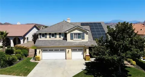 35430 Azalea, Winchester, CA 92596