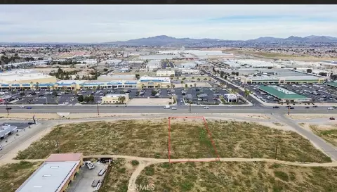 1 Bear Valley Rd, Hesperia, CA 92345 photo 6