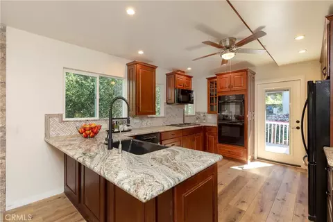 Kitchen - 28181 Hidea Way, Silverado, CA 92676 photo 3 of 3
