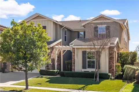 638 E Tangerine St, Azusa, CA 91702