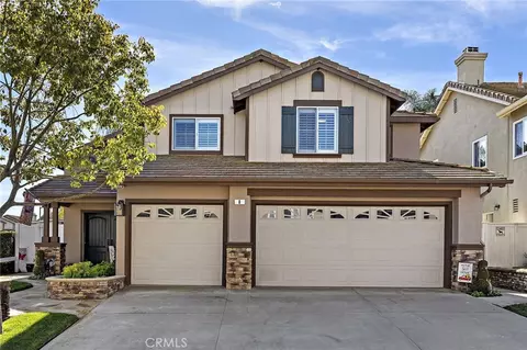 8 Bootstrap Ct, Trabuco Canyon, CA 92679
