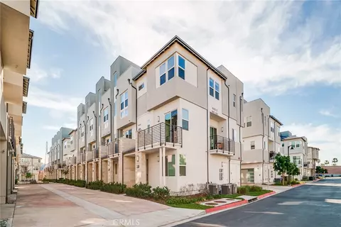 1602 W Bushell, Anaheim, CA 92805