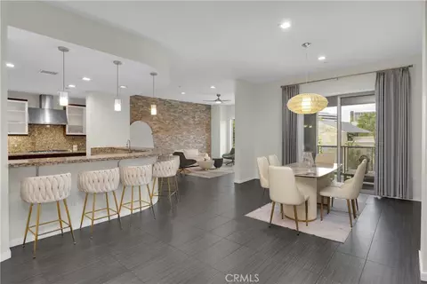 21 Gramercy #220, Irvine, CA 92612