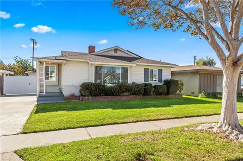 10532 Plunkett, Bellflower, CA 90706