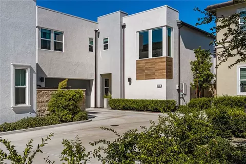 211 Brackens, Lake Forest, CA 92630