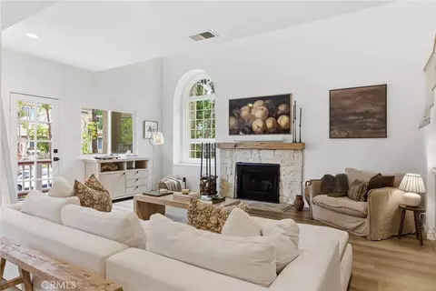 7767 Caminito Monarca #100, Carlsbad, CA 92009
