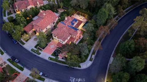 46 Woods Trl, Irvine, CA 92603