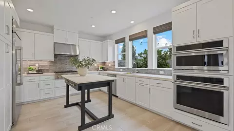 1025 Citron Rd, Fullerton, CA 92835