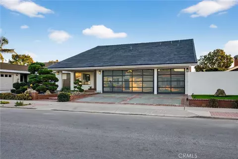 4664 Hazelnut Ave, Seal Beach, CA 90740