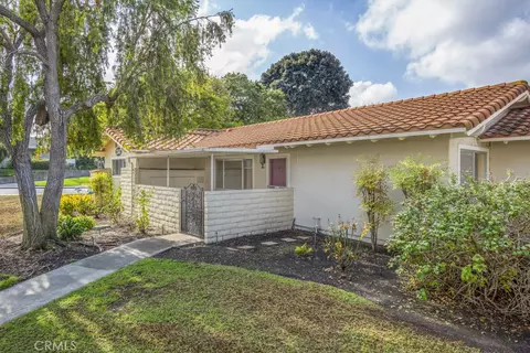 2347 Via Mariposa W #B, Laguna Woods, CA 92637