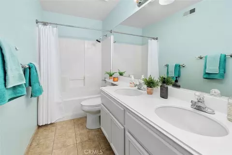 Bath - 33450 Corte Figueroa, Temecula, CA 92592 photo 4 of 4