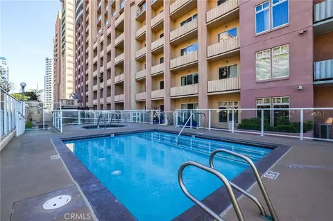 Exterior - 388 E Ocean Blvd #305, Long Beach, CA 90802 photo 3 of 5