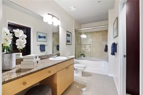 Bath - 388 E Ocean Blvd #305, Long Beach, CA 90802 photo 4 of 4