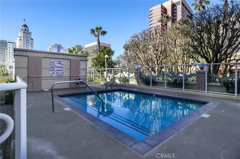 Exterior - 388 E Ocean Blvd #305, Long Beach, CA 90802 photo 2 of 5
