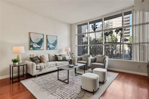 Living - 388 E Ocean Blvd #305, Long Beach, CA 90802 photo 2 of 4