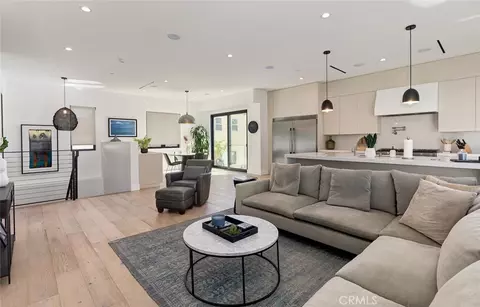 622 1st, Hermosa Beach, CA 90254