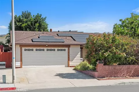 10424 2nd St, Santee, CA 92071