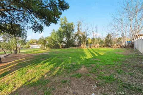 Exterior - 12199 Bryant St, Yucaipa, CA 92399 photo 3 of 6