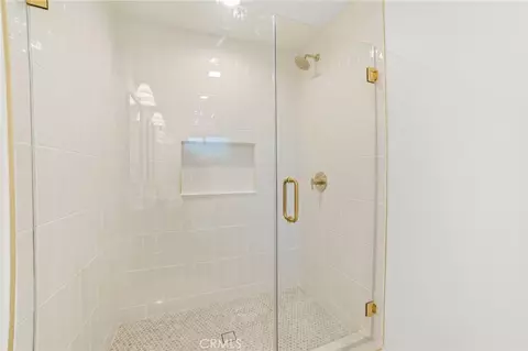 Bath - 12199 Bryant St, Yucaipa, CA 92399 photo 5 of 5