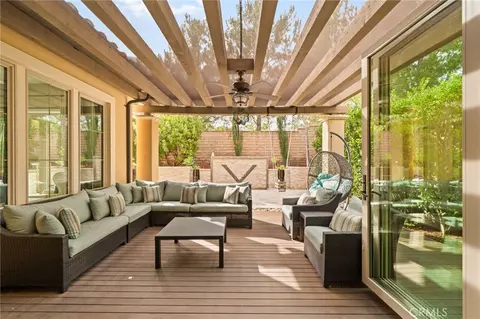 Exterior - 46 Shadybend, Irvine, CA 92602 photo 2 of 6
