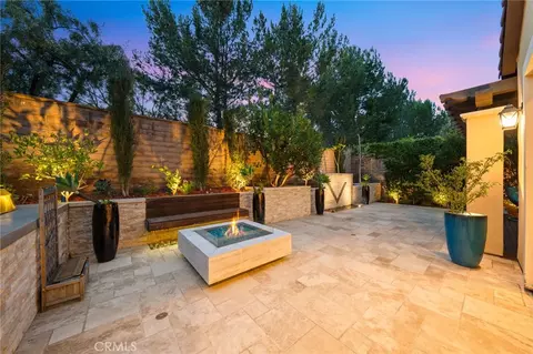 Exterior - 46 Shadybend, Irvine, CA 92602 photo 4 of 6