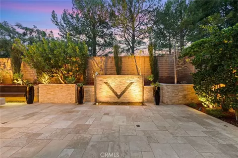 Exterior - 46 Shadybend, Irvine, CA 92602 photo 5 of 6