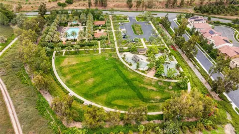View/Area - 46 Shadybend, Irvine, CA 92602 photo 2 of 4